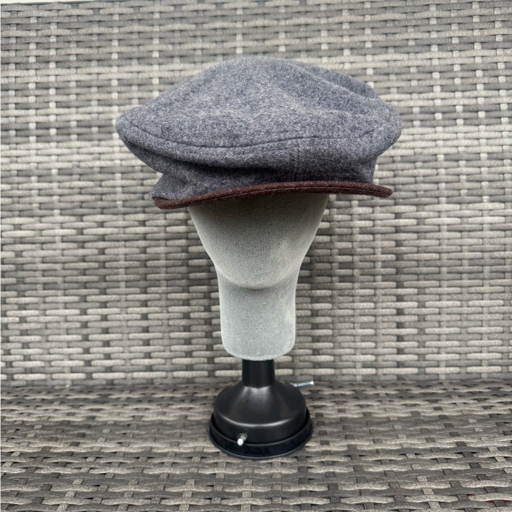 New with tags Cremieux Collection driver hat